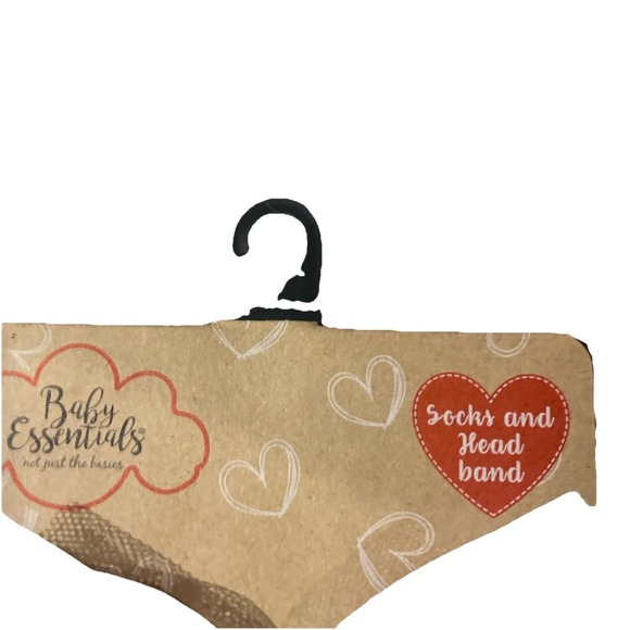 Valentine's Day Baby Girl Socks And Headband Size 0-6M Red White - Picture 2 of 3